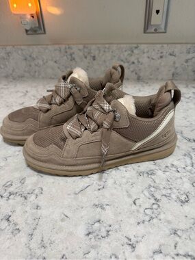 UGG Lowmel Sneakers (Kids 6, Women’s 8)